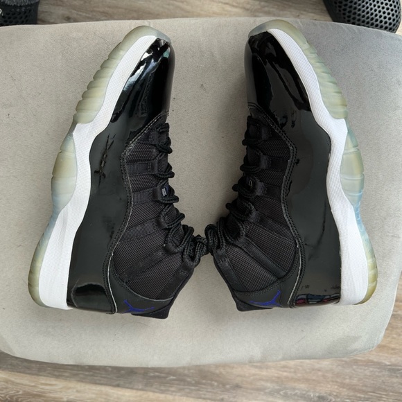 Jordan 11 space jam size 8 - Picture 6 of 13